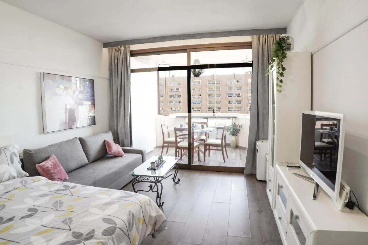 Apartment Palmeras Suite Fuengirola Spain